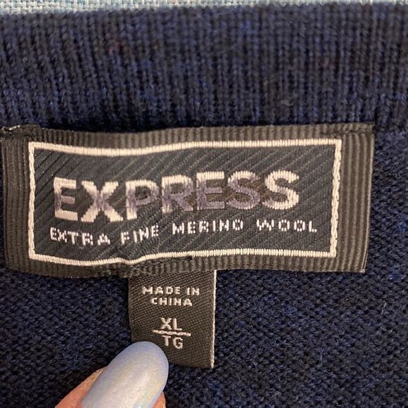 Express Extra Fine Merino Wool navy blue pullover sweater size XL - Picture 5 of 10